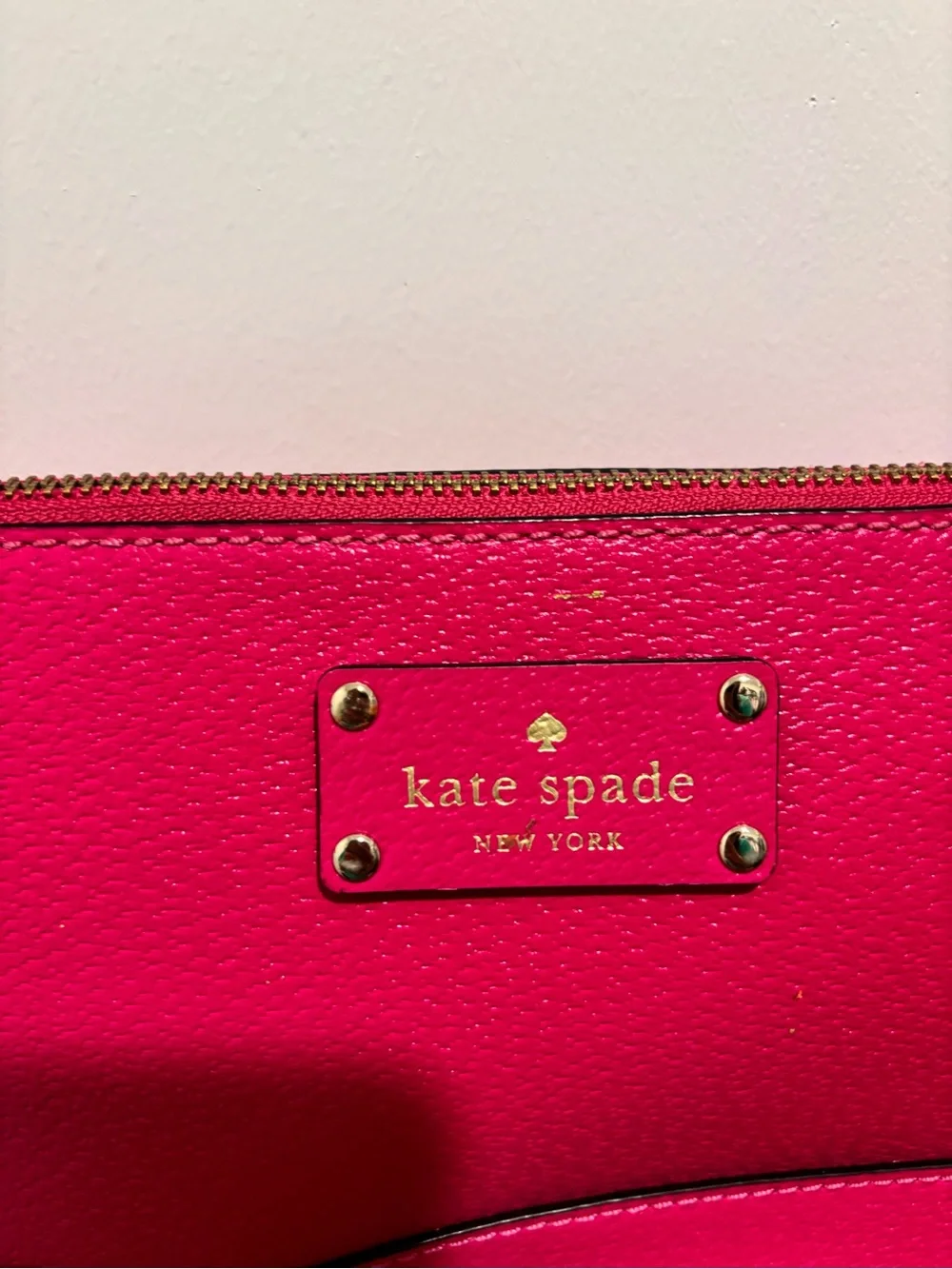 💕Kate Spade Hot Pink Leather Crossbody Bag💕